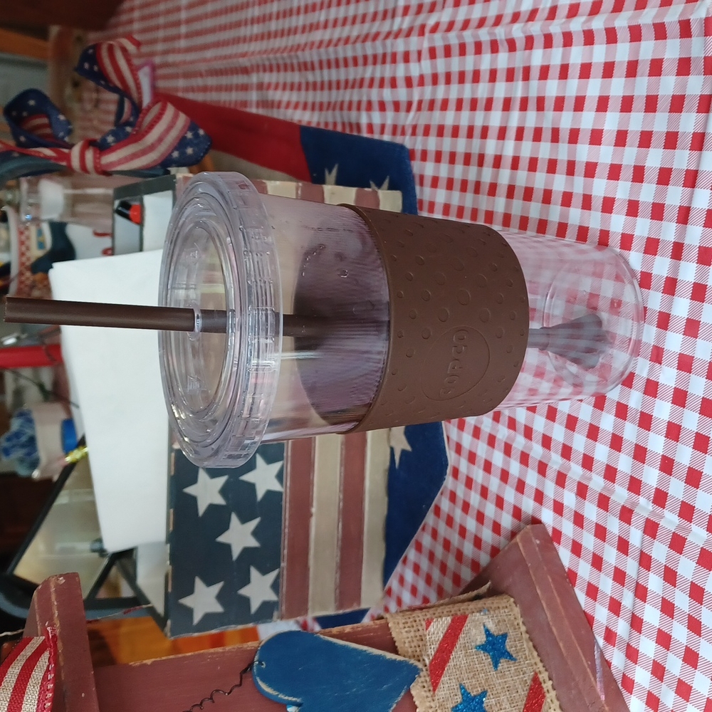 Clear plastic travel container